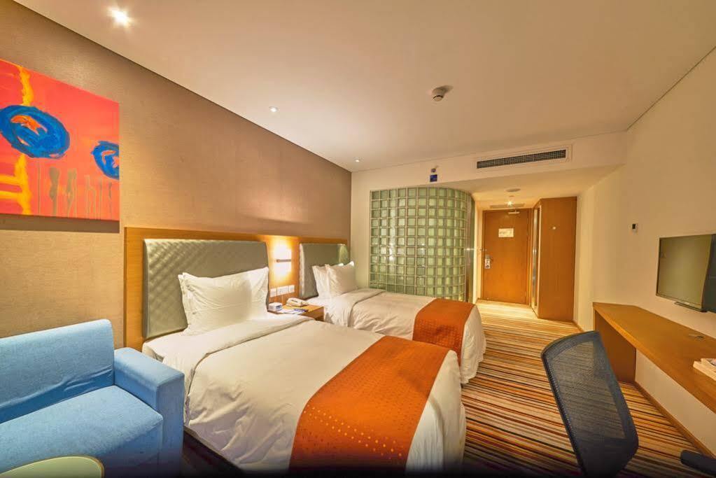 Holiday Inn Express Shanghai Jiading Industry Park By Ihg Exterior foto